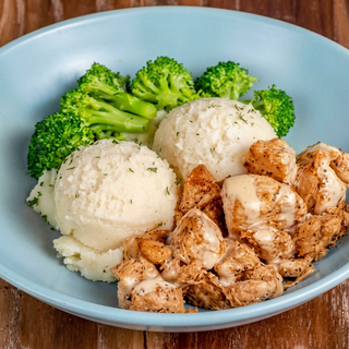 Chicken Breast with Mashed Potatoes & Broccoli